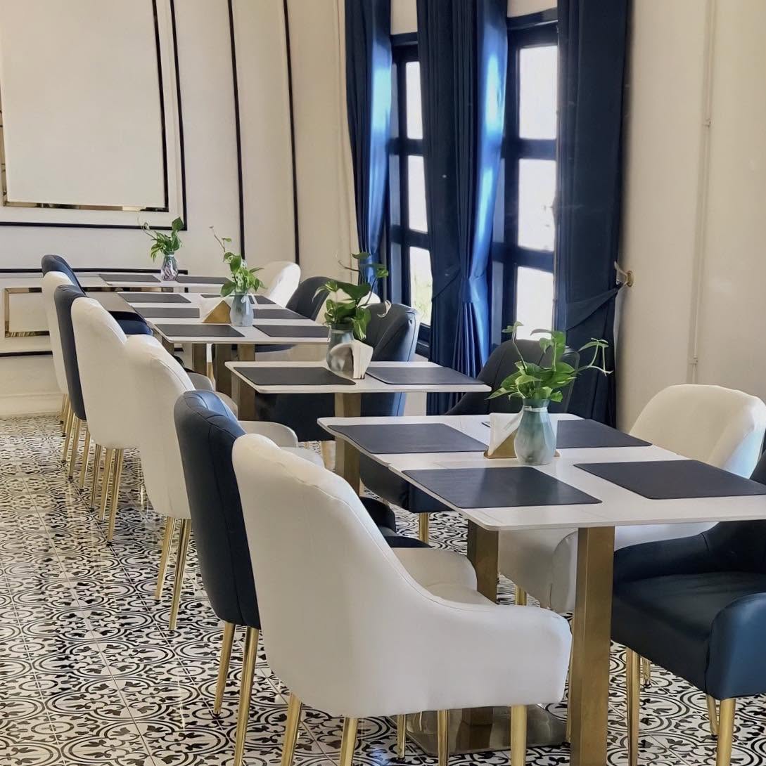 The dining room at Acksone Cuisine